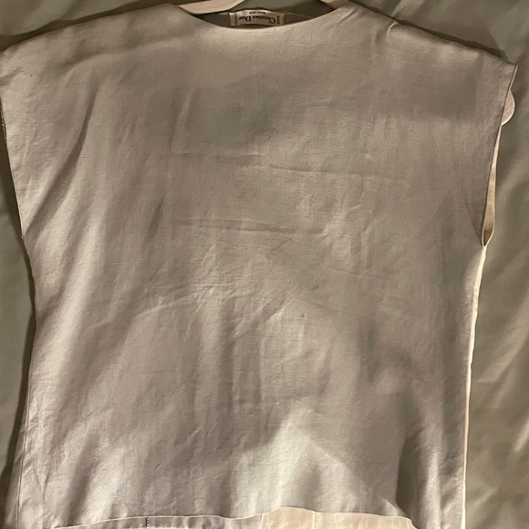 Christian Dior grey and white split button up - Picture 4 of 4